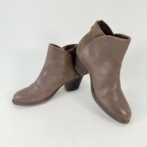 OTBT Compass Ankle Boot Brown Leather Size 9.5 Size Zip